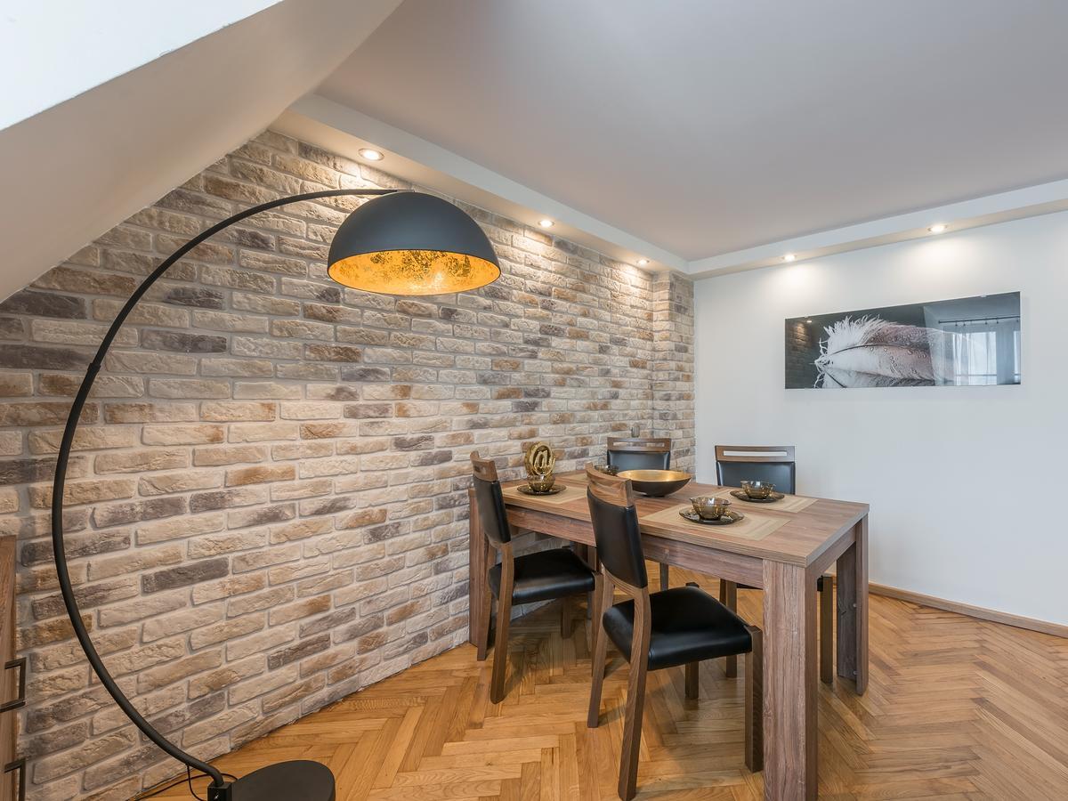 Around Market Square Apartments Краков Экстерьер фото