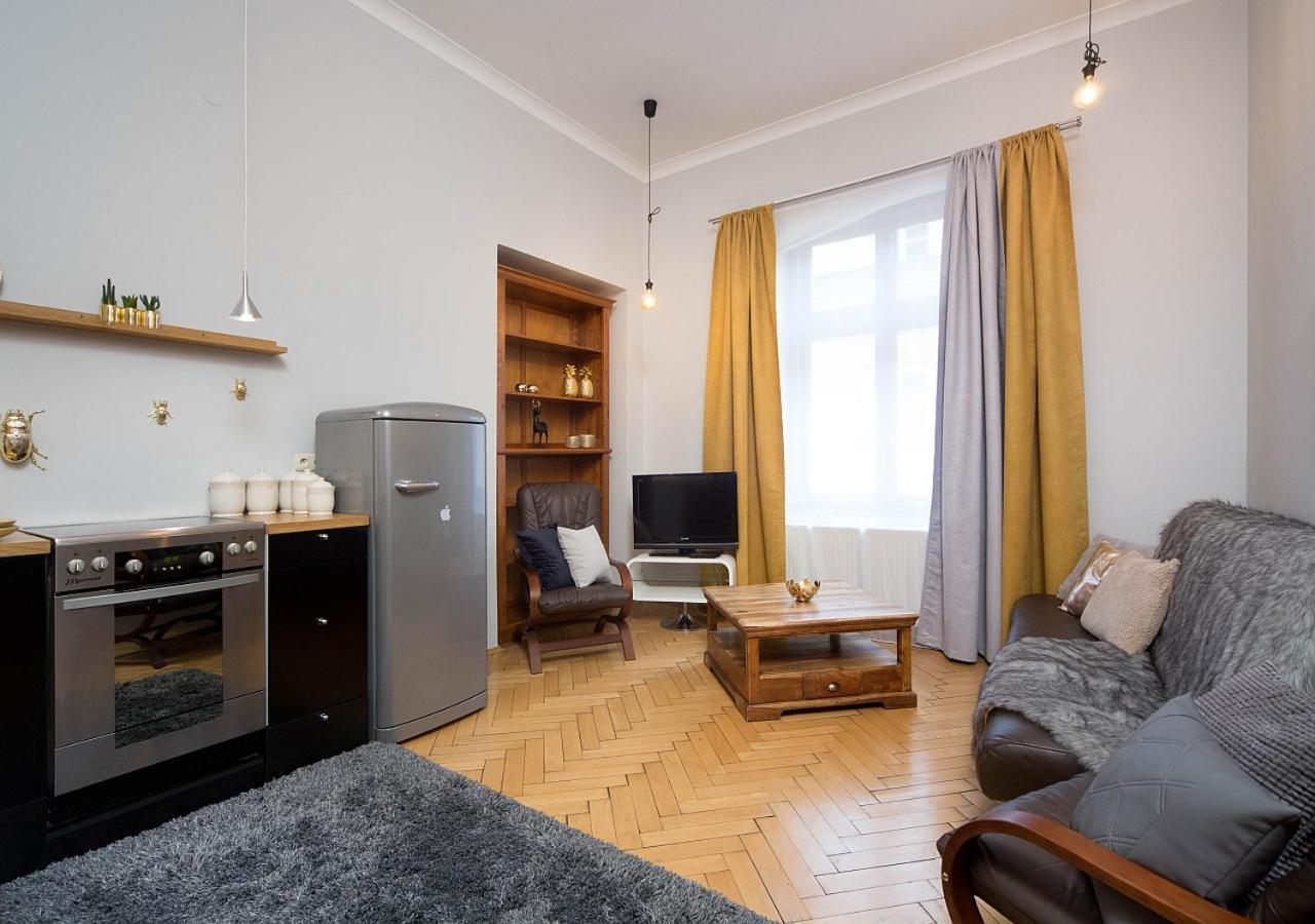 Around Market Square Apartments Краков Экстерьер фото